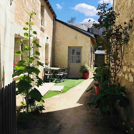 Logement Neuf Et Cosy Proche Centre Ville Chinon Exterior photo